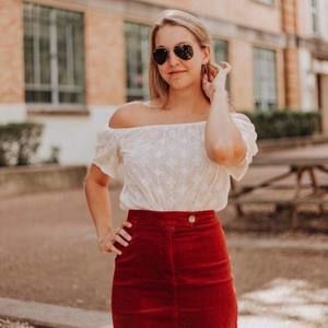 Meet your Posher, Skylar